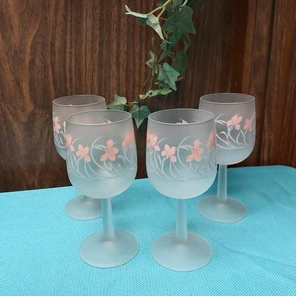 🕰 Cerve Frosted Glass Bottles w/ Stoppers & 4 Drinking Glasses, Italy - Picture 4 of 9